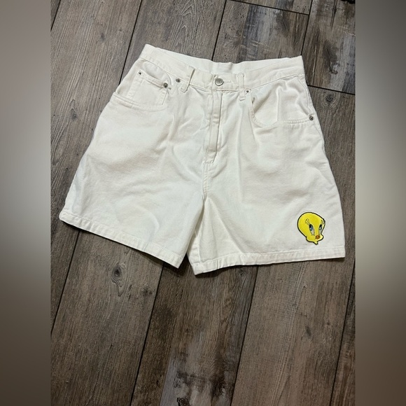 Warner Bros. Pants - Vintage Y2K Looney Tunes Women's Tweety Bird Denim white Shorts 💯 Cotton